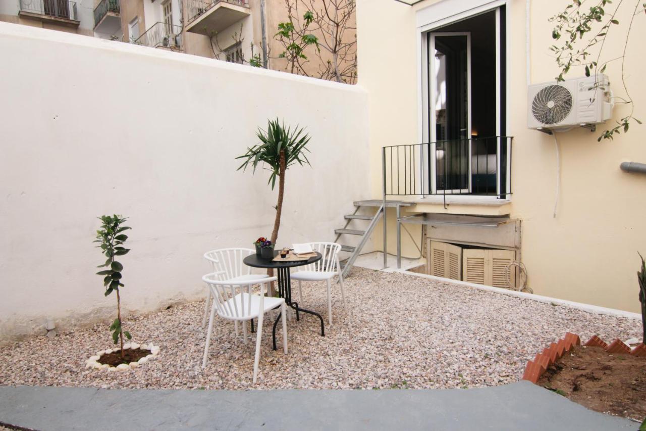 Patio Apartment Near Metro & Acropolis Athènes Extérieur photo